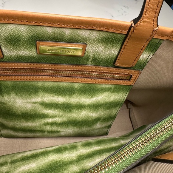 Tory Burch Watercolor Botanical Kerrington Tote Crossbody + Shopping Bag + Dusty - Picture 8 of 16